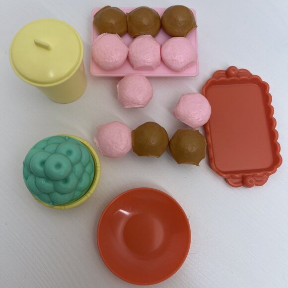 Vintage Cherry Merry Muffin Doll 6" Toy Lot w/ Muffins & Accessories 1989 - Picture 11 of 16